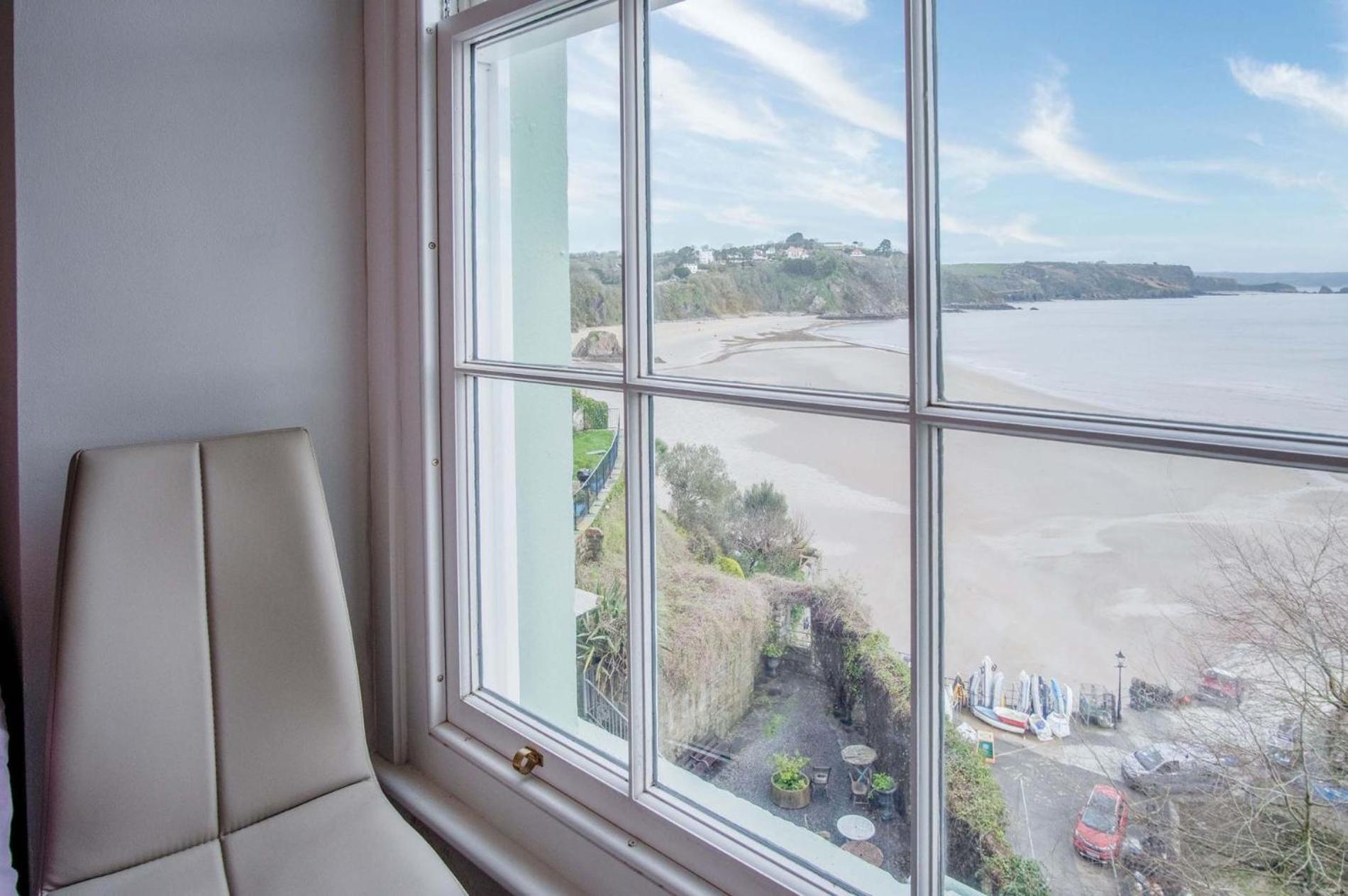 Belle Vue Court - 2 Bedroom - *